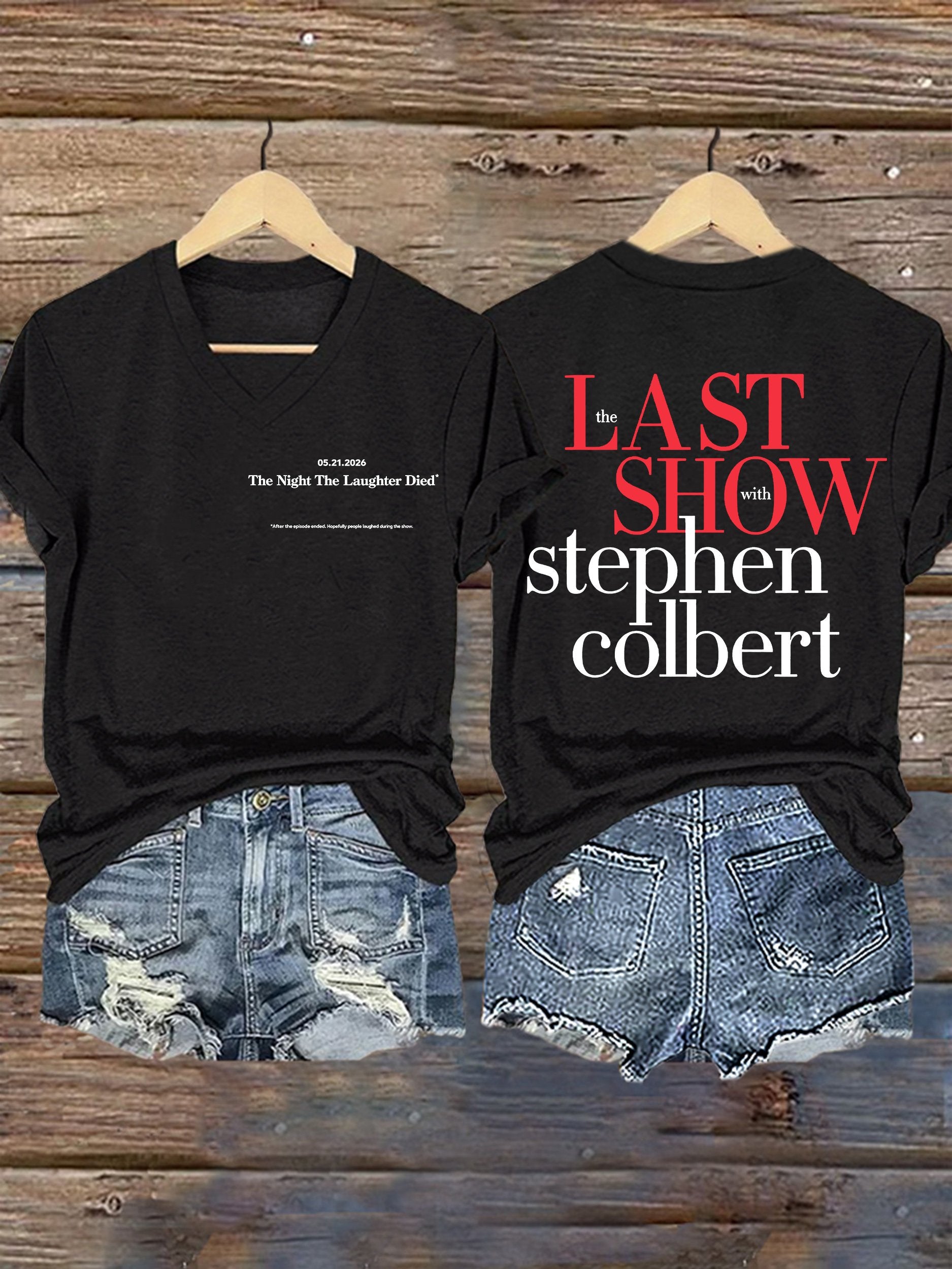 V-Neck Retro Last Show 05.21.2026 The Night The Laughter Died After The Episode Ended. Hopefully People Laughed During The Show Print T-Shirt