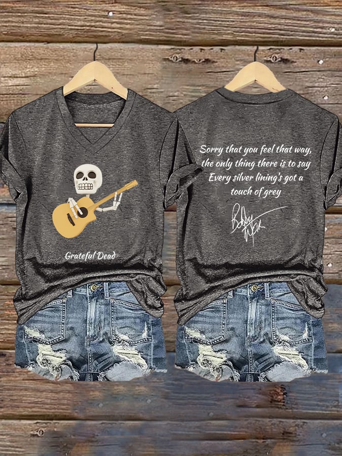 🔥Buy 3 Get 15% Off Women's Vintage Rock Tribute Print V Neck T-shirt