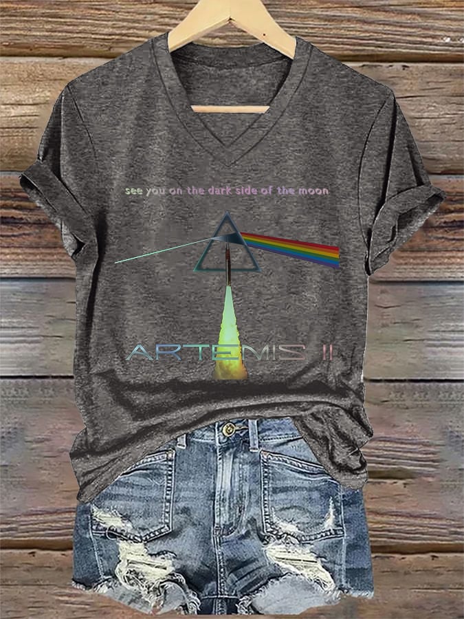 V-Neck Retro Artemis II See You On The Dark Side Of The Moon Print T-Shirt