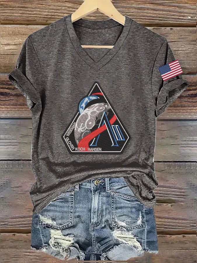 Artemis II Space Mission T-Shirt