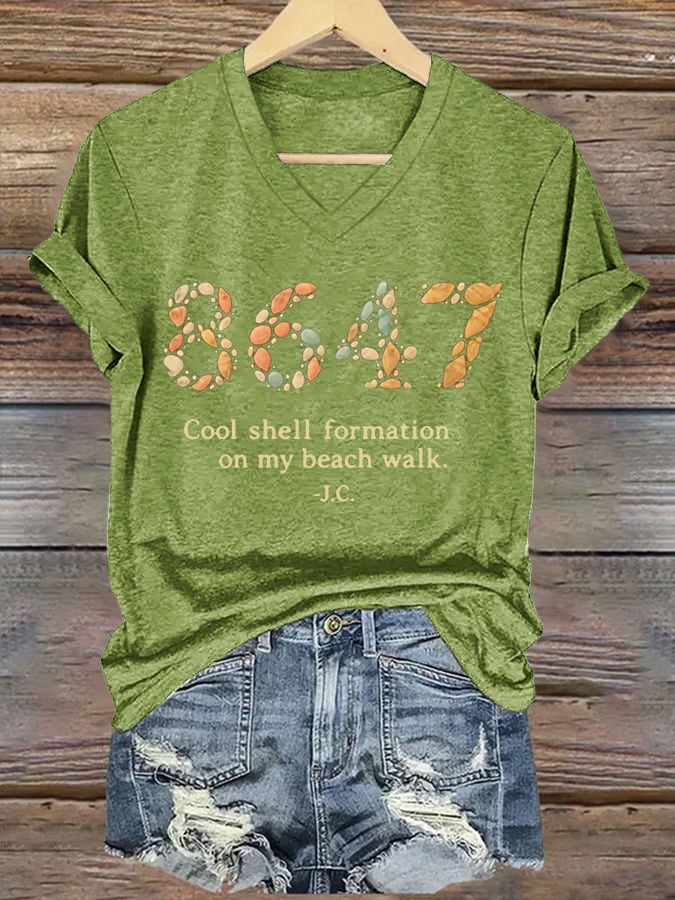 🔥Buy 3 Get 15% Off🔥V-Neck Retro 8647 Cool Shell Formation On My Beach Walk Print T-Shirt