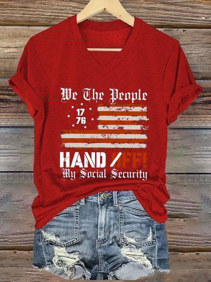 🔥Buy 3 Get 15% Off🔥Women's We The People Hands Off My Social Security Print T-Shirt