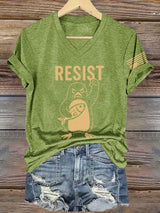 🔥Buy 3 Get 15% Off🔥V-Neck Retro Penguins Resist Tariffs Print T-Shirt