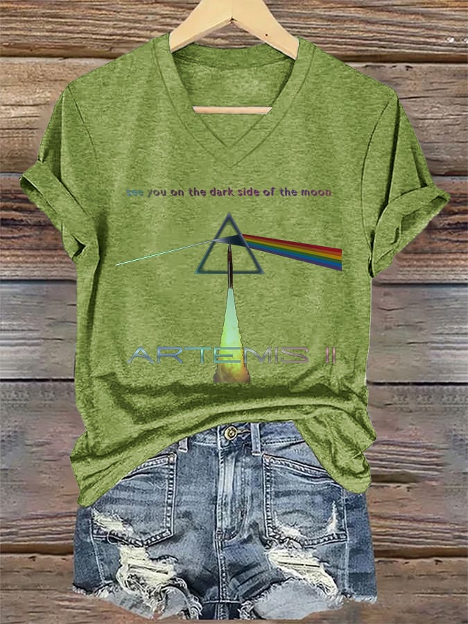 V-Neck Retro Artemis II See You On The Dark Side Of The Moon Print T-Shirt