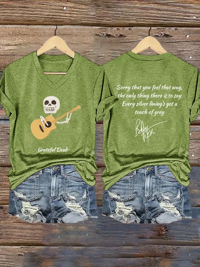 🔥Buy 3 Get 15% Off Women's Vintage Rock Tribute Print V Neck T-shirt