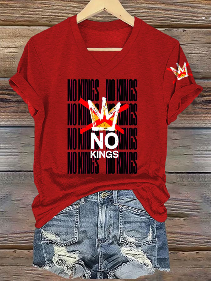 🔥Buy 3 Get 15% Off V-Neck Retro No Kings In America Print T-Shirt