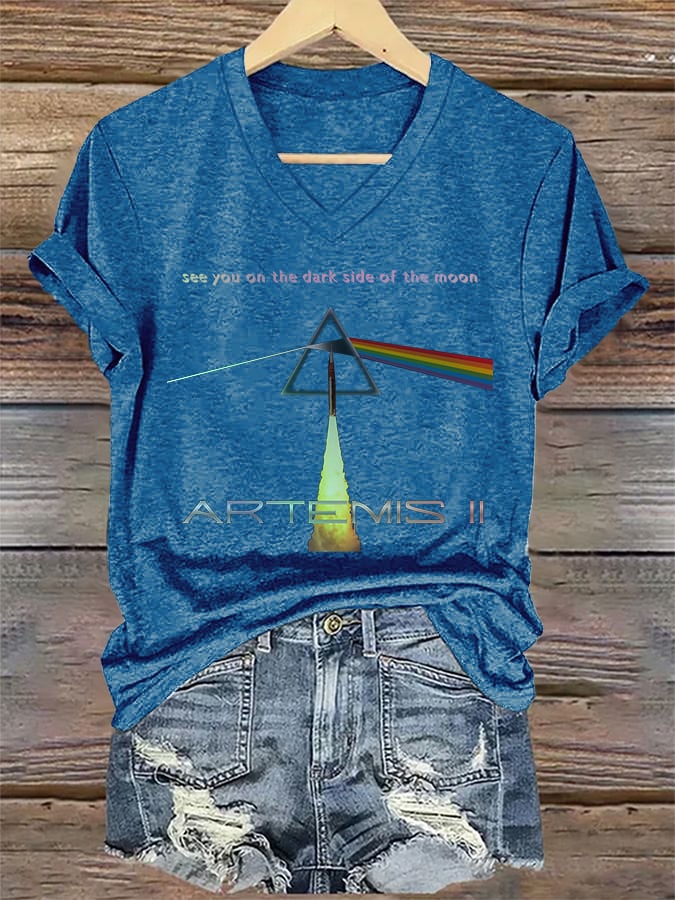 V-Neck Retro Artemis II See You On The Dark Side Of The Moon Print T-Shirt