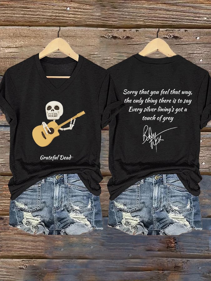 🔥Buy 3 Get 15% Off Women's Vintage Rock Tribute Print V Neck T-shirt