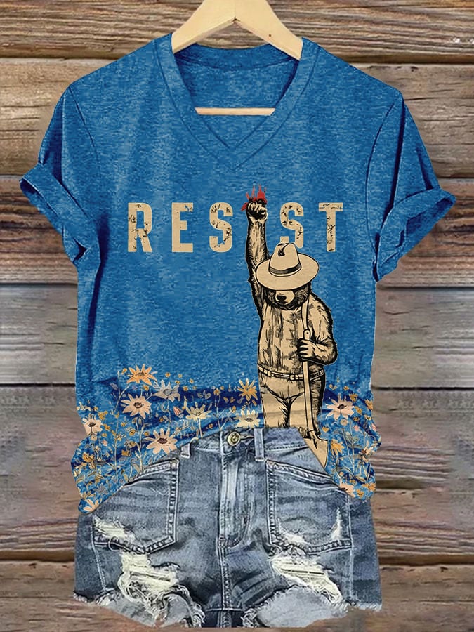 Women's Resist Bear Print V Neck T-shirt