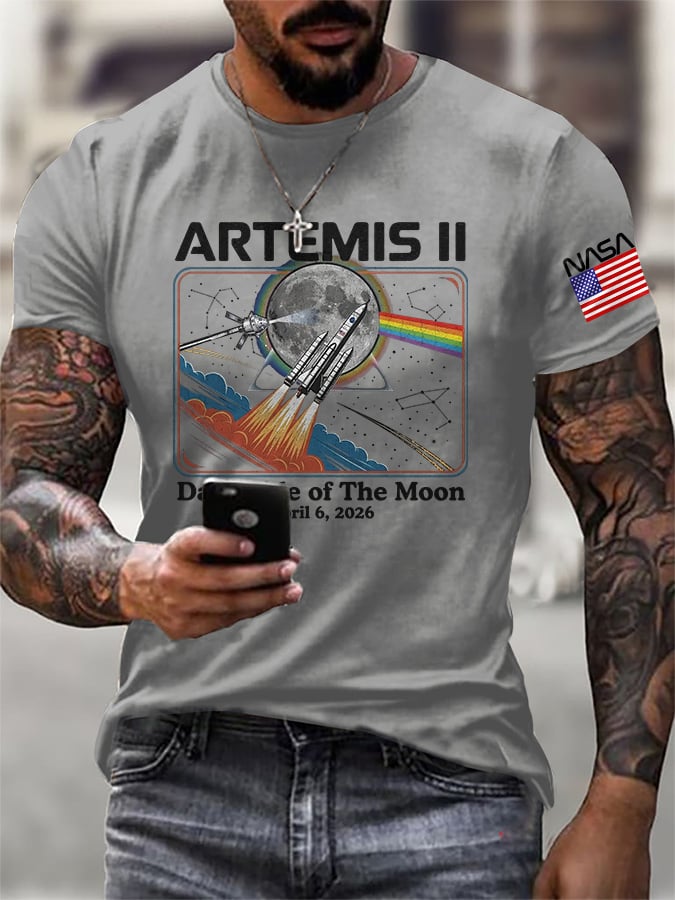 Men's Retro Artemis II Dark Side Of The Moon Print T-Shirt